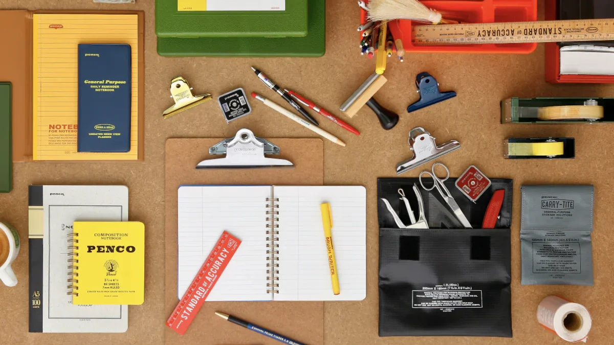 Desktop stationery