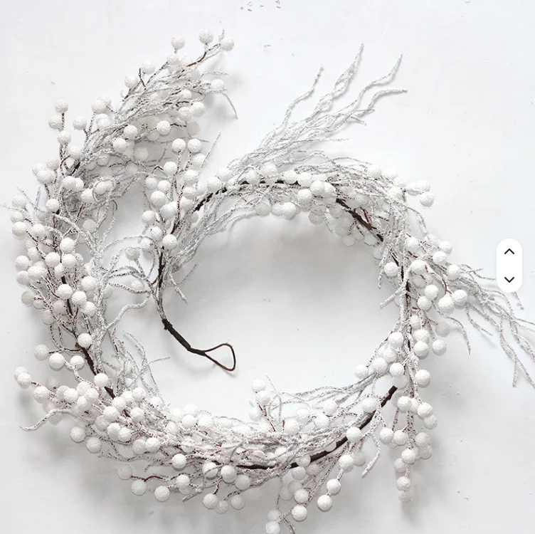 Wholesale Eco-Friendly PVC PE Outdoor Christmas Wreath from China Supplier