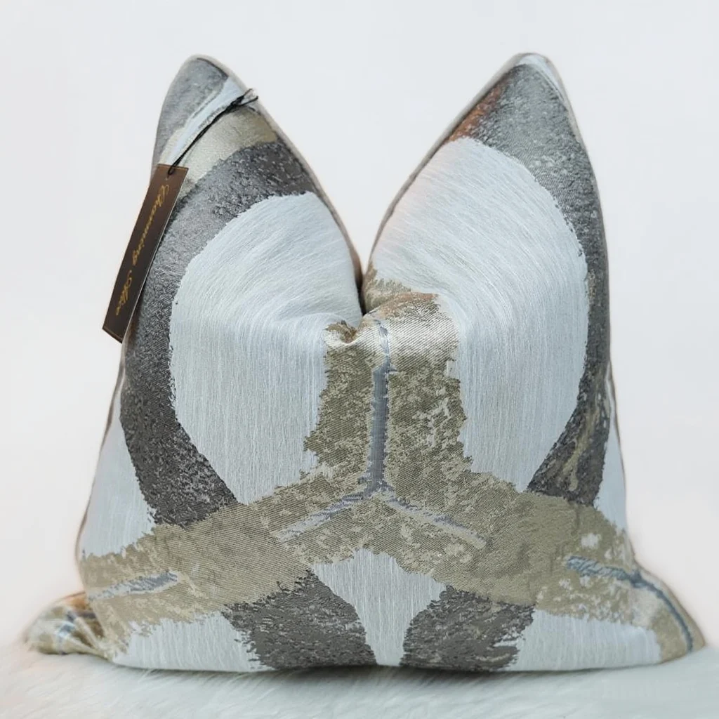 Hot Selling Polyester Jacquard Cushion Cover China Wholesale Supplier